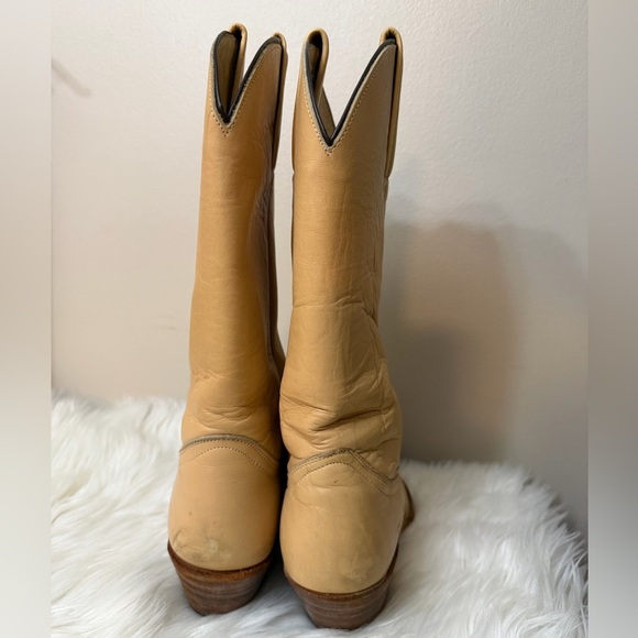 VTG Frye 2308 Western Cowboy Boots Beige Cream Tan size 9.5 Made In USA - Picture 8 of 11